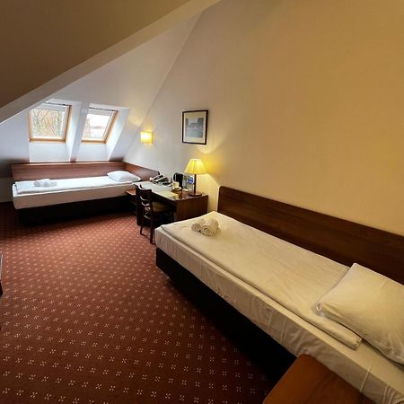 Memel Hotel Klaipeda Bagian luar foto