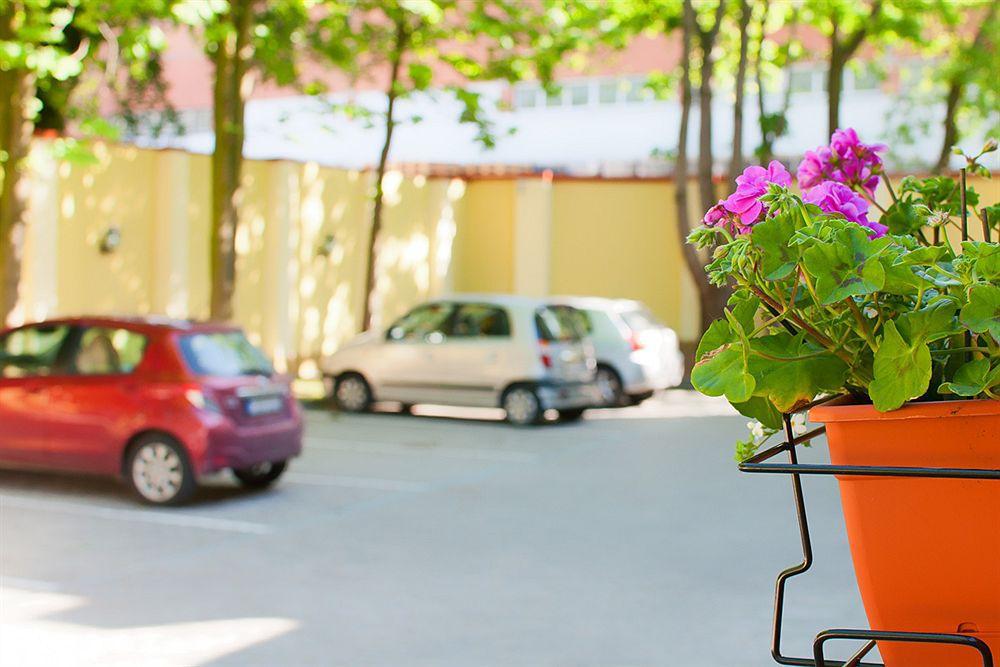 Memel Hotel Klaipeda Bagian luar foto